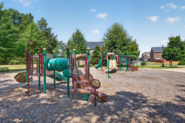 4802 Genoa Dr, Mount Juliet, TN 37122