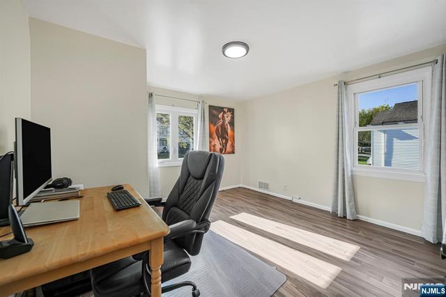405 Burnet Place, Paramus, NJ 07652