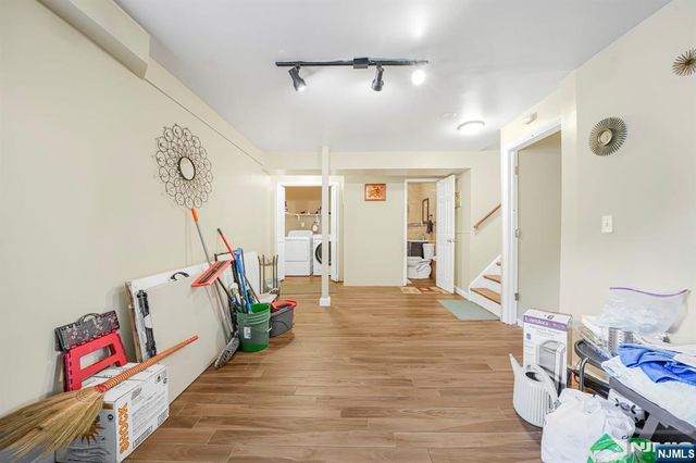 405 Burnet Place, Paramus, NJ 07652