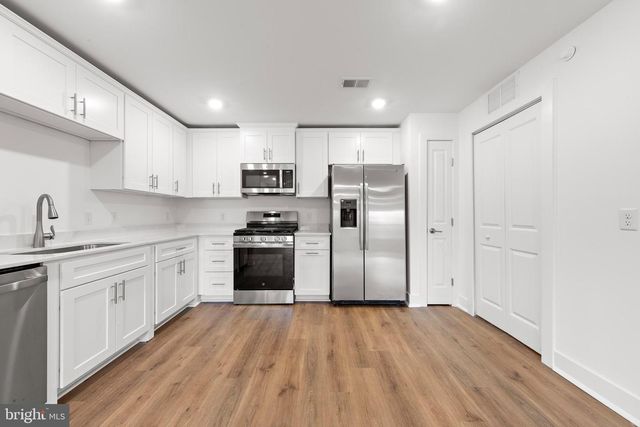 2306 PRINCE HALL, Pennington, NJ 08534