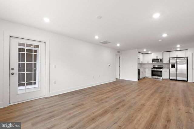 2306 PRINCE HALL, Pennington, NJ 08534