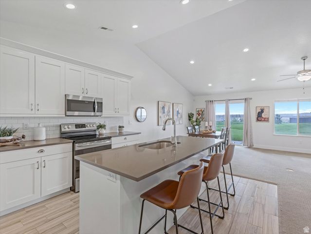 1278 S GRACE WAY, Layton, UT 84041