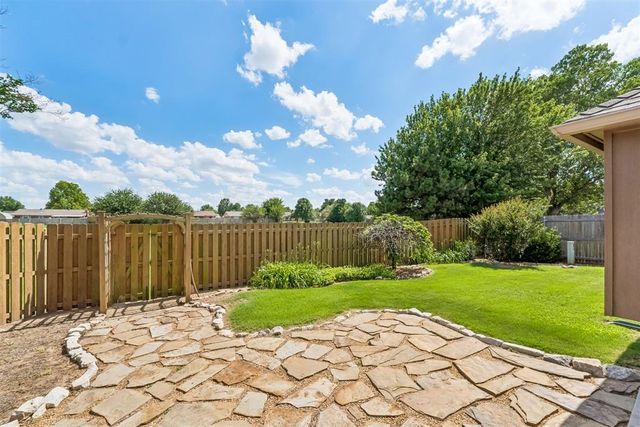 1066 Hilltop Mansion, Yukon, OK 73099