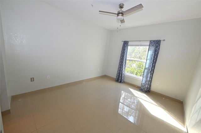 5110 NORTHRIDGE ROAD 202, Sarasota, FL 34238