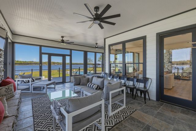 550 Camp Cypress Trail, Winnsboro, TX 75494