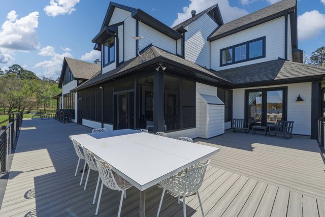 550 Camp Cypress Trail, Winnsboro, TX 75494