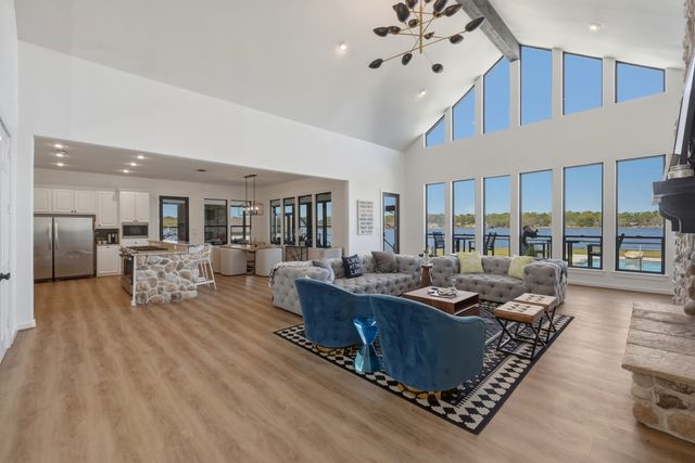 550 Camp Cypress Trail, Winnsboro, TX 75494