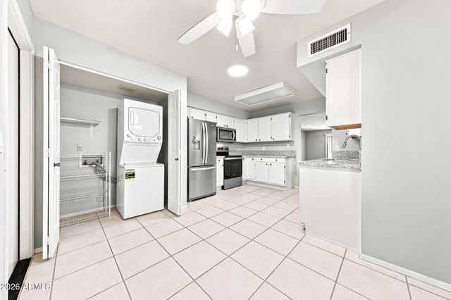 9147 W KIMBERLY Way, Peoria, AZ 85382
