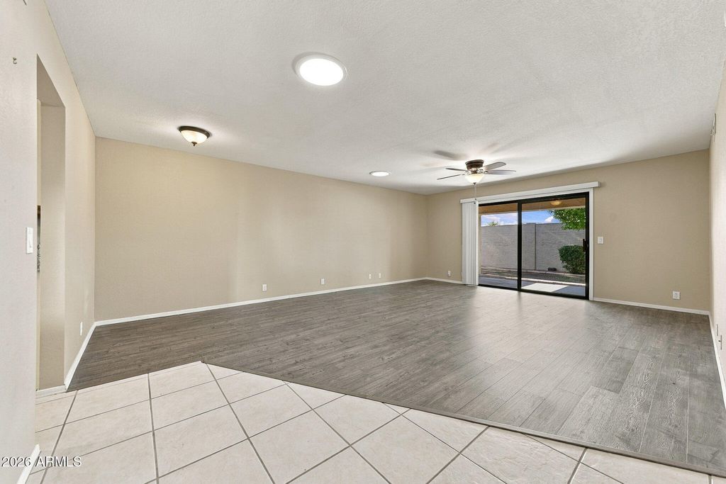 9147 W KIMBERLY Way, Peoria, AZ 85382 — photo 4