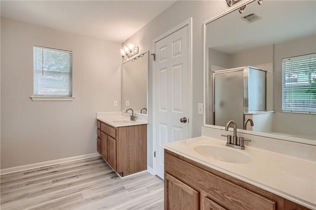 102 Evergreen CIR, Georgetown, TX 78626