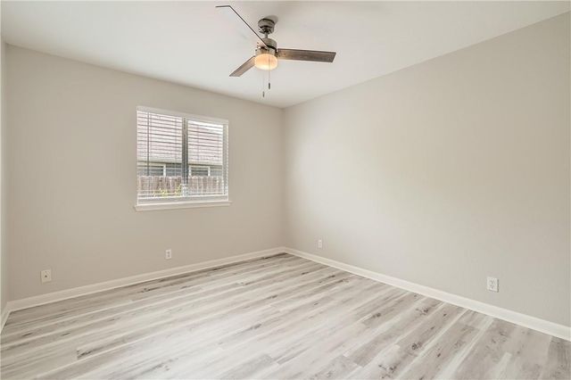 102 Evergreen CIR, Georgetown, TX 78626