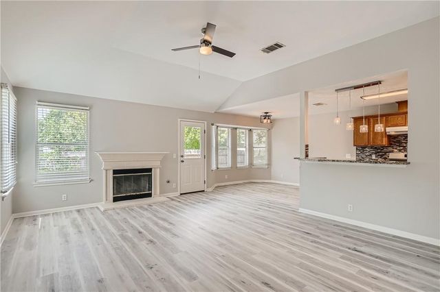 102 Evergreen CIR, Georgetown, TX 78626