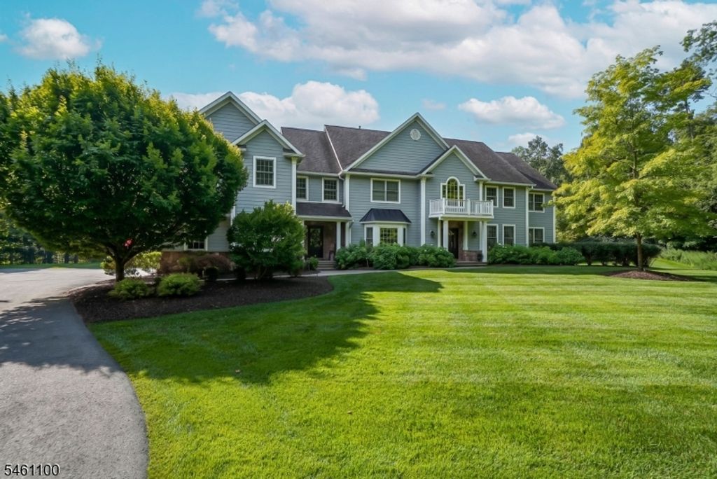 21 Reagan Way, Kinnelon Boro, NJ 07405 — exterior