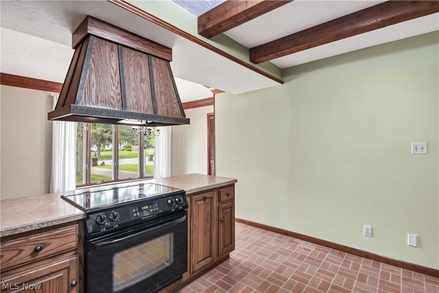 5884 Akins Road, North Royalton, OH 44133