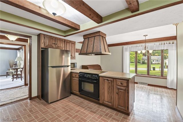 5884 Akins Road, North Royalton, OH 44133