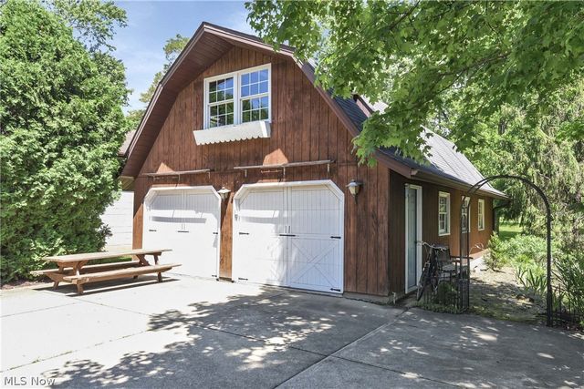5884 Akins Road, North Royalton, OH 44133