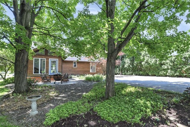5884 Akins Road, North Royalton, OH 44133