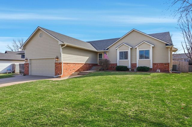 9905 W Westlawn Cir, Wichita, KS 67212