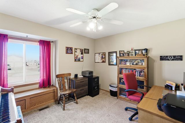 9905 W Westlawn Cir, Wichita, KS 67212