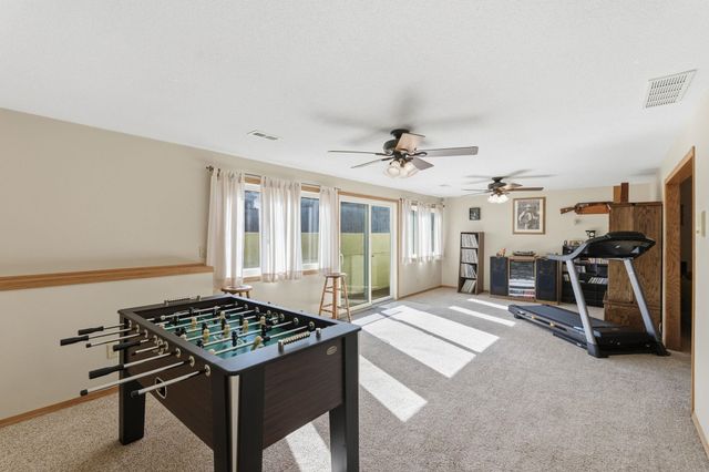 9905 W Westlawn Cir, Wichita, KS 67212