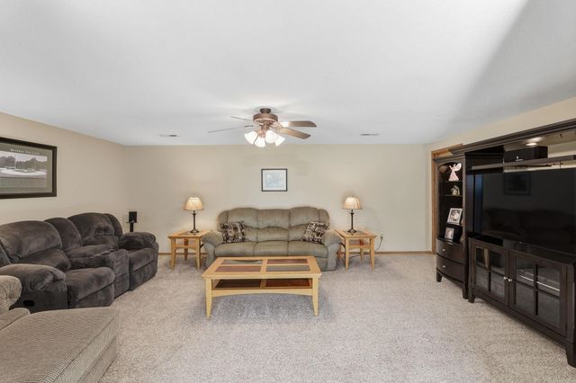 9905 W Westlawn Cir, Wichita, KS 67212