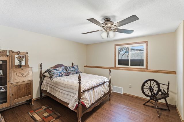 9905 W Westlawn Cir, Wichita, KS 67212