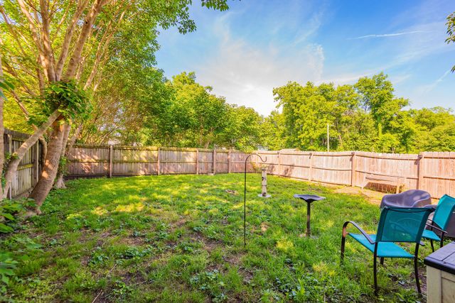 1605 16th Ave, N, Nashville, TN 37208