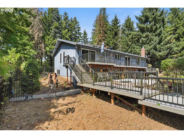 19720 S HINKLE Rd, Oregon City, OR 97045