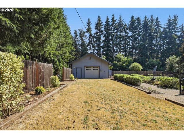 19720 S HINKLE Rd, Oregon City, OR 97045