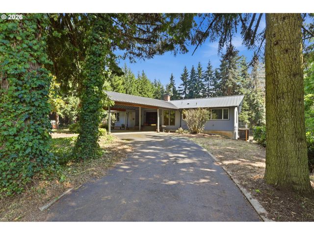 19720 S HINKLE Rd, Oregon City, OR 97045