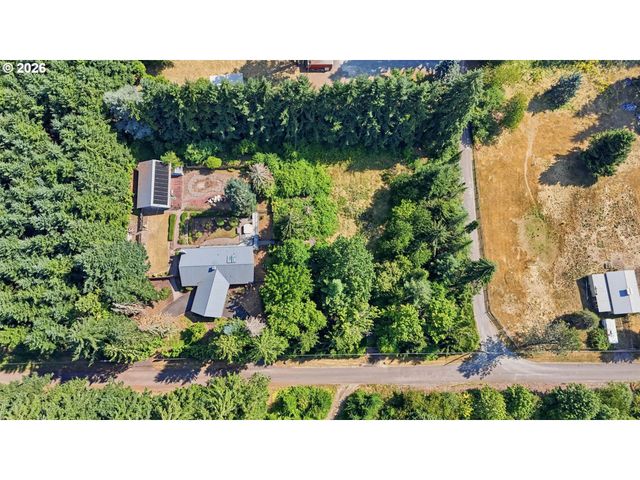 19720 S HINKLE Rd, Oregon City, OR 97045