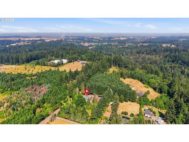 19720 S HINKLE Rd, Oregon City, OR 97045