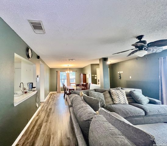 6622 Evenridge, San Antonio, TX 78239