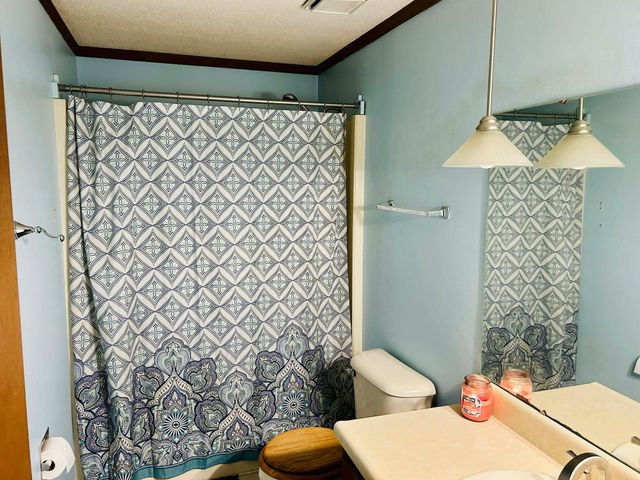 3019 Rolling Meadows Lane, New Haven, IN 46774