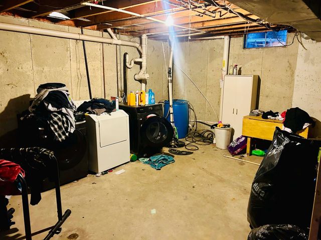 3019 Rolling Meadows Lane, New Haven, IN 46774