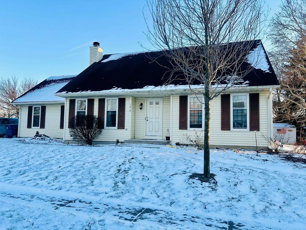 3019 Rolling Meadows Lane, New Haven, IN 46774