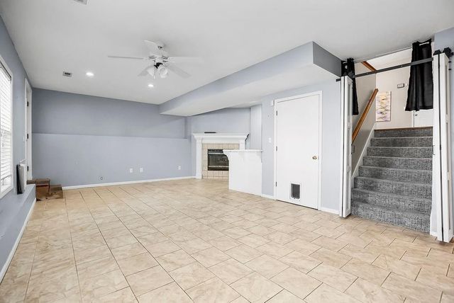 1220 SE 12th Terrace, Lee's Summit, MO 64081