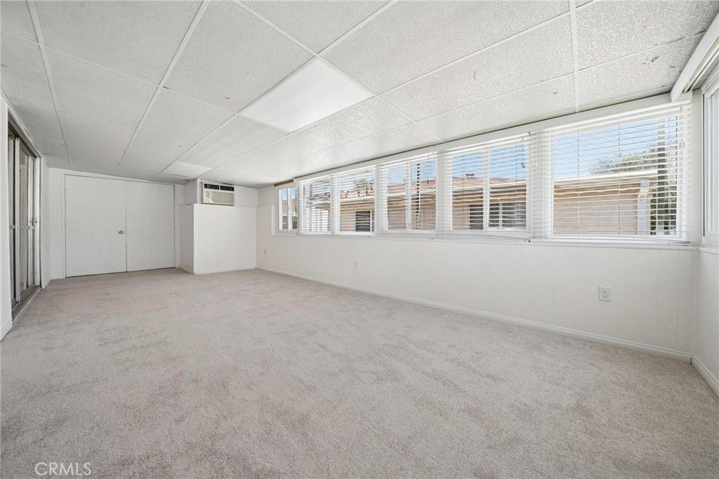 Image 16 of property listing at 19311 Oak Crossing Road, Newhall, CA 91321