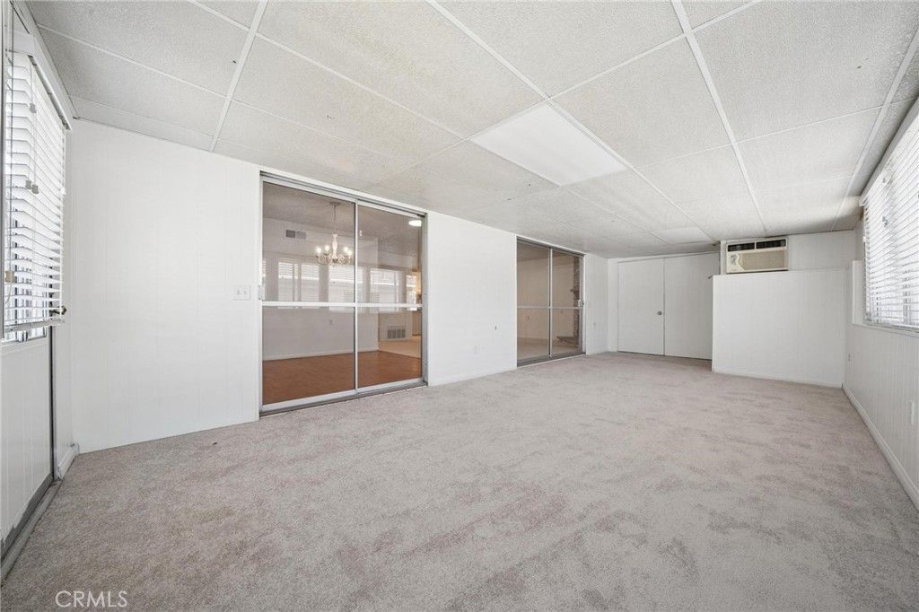 Image 17 of property listing at 19311 Oak Crossing Road, Newhall, CA 91321