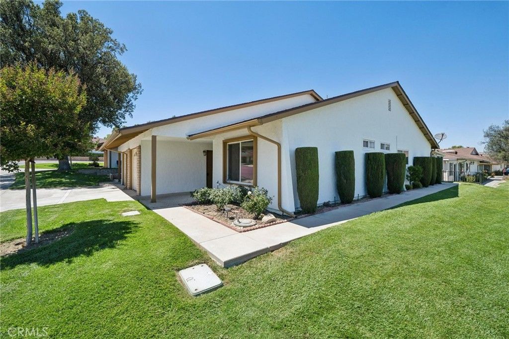 Image 29 of property listing at 19311 Oak Crossing Road, Newhall, CA 91321