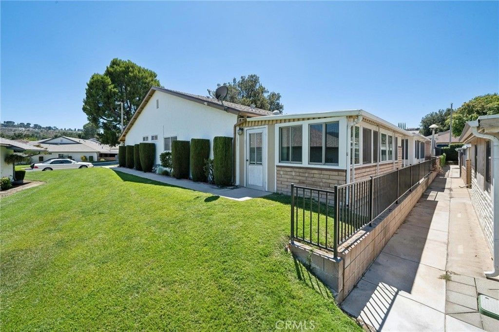 Image 30 of property listing at 19311 Oak Crossing Road, Newhall, CA 91321