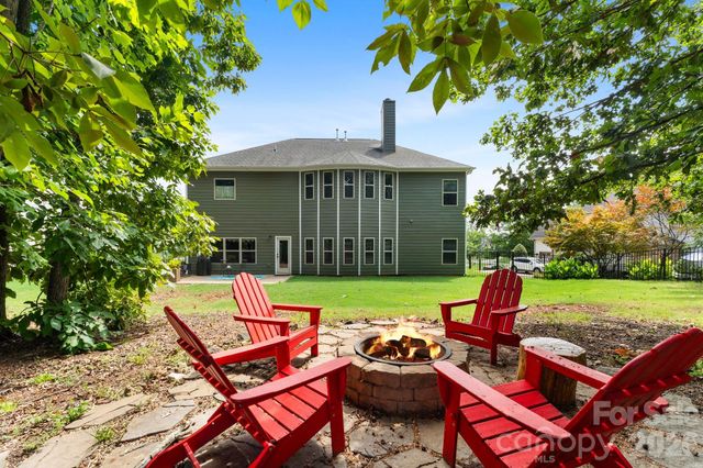 13823 Lawther Road, Huntersville, NC 28078