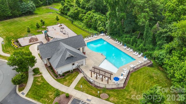 13823 Lawther Road, Huntersville, NC 28078