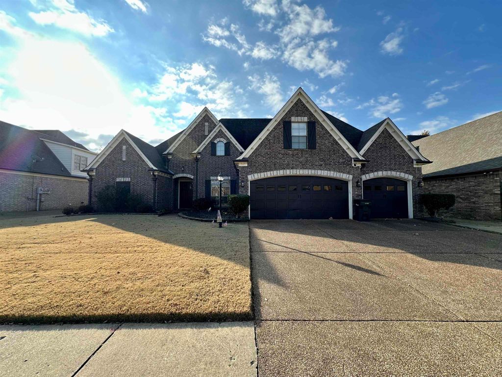 65 BRIARFIELD CV, Oakland, TN 38060