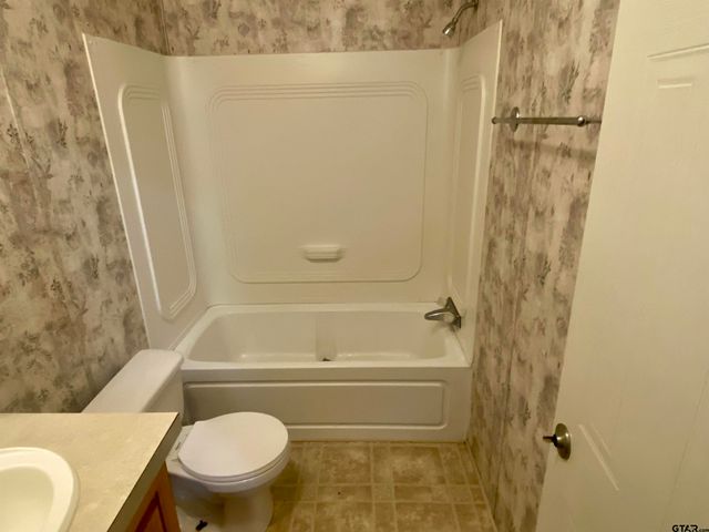 13594 CR 2122, Tyler, TX 75707