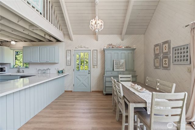 195 Ocean Shores Boulevard SW, Ocean Shores, WA 98569