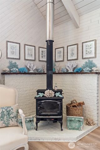 195 Ocean Shores Boulevard SW, Ocean Shores, WA 98569