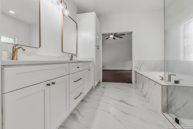 111 Westwood, San Antonio, TX 78218