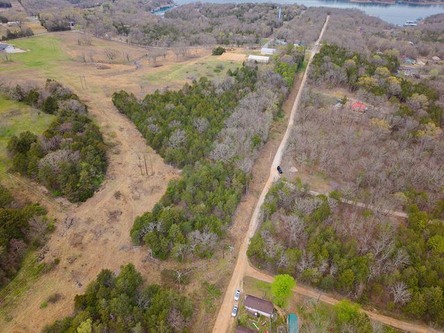 000 Tomahawk Hills, Shell Knob, MO 65747