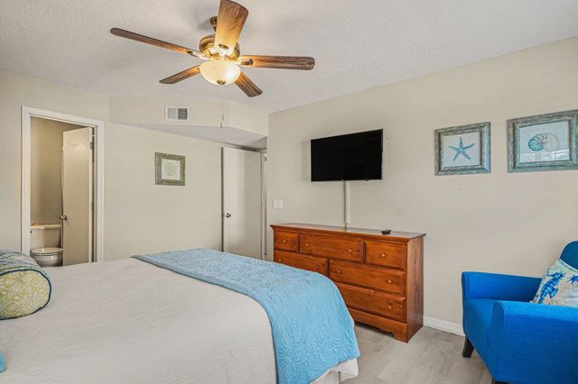 140I Spanish Oak Ct Unit I, Surfside Beach, SC 29575